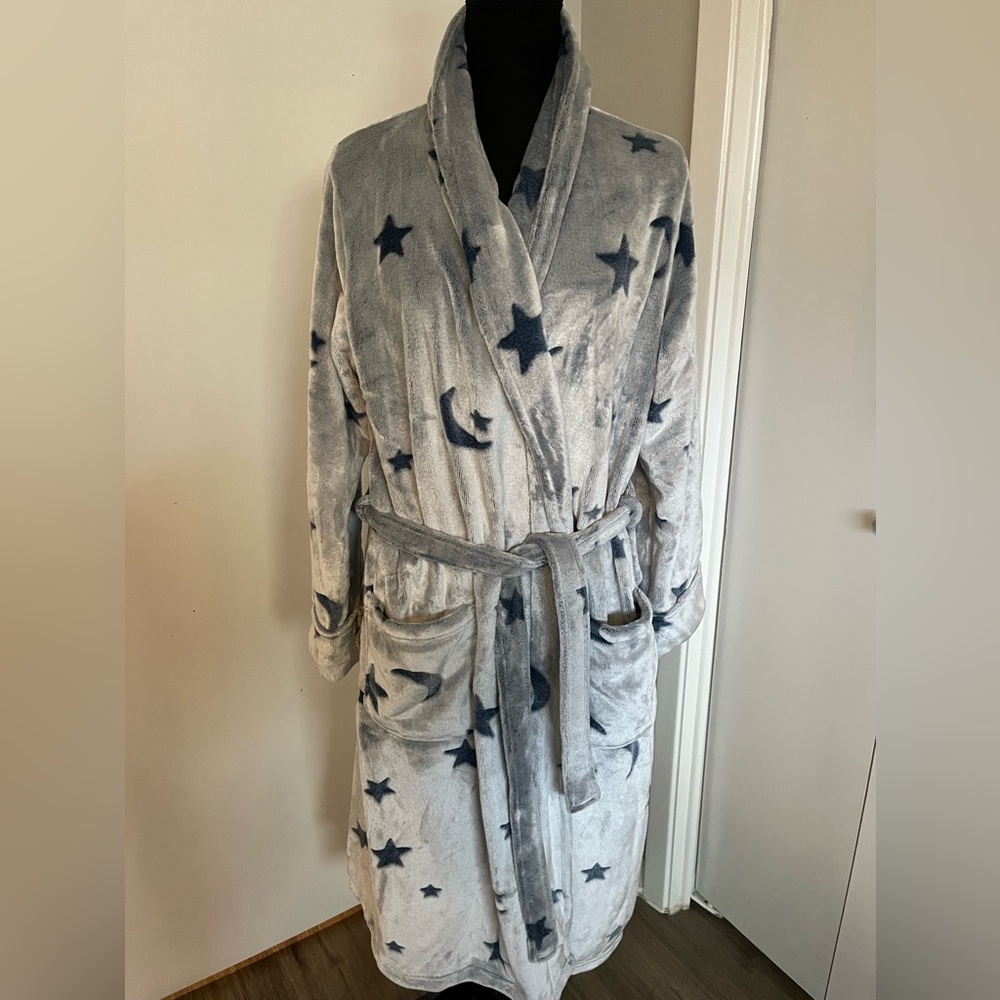Starry Gray Robe